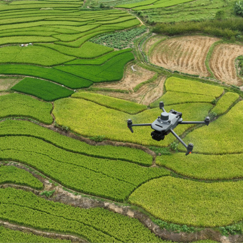 Drone photogrammétrie - DJI Mavic 3 Multispectral Drone photogrammétrie - DJI Mavic 3 Multispectral